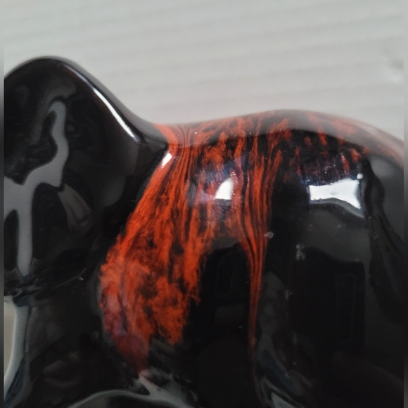 Vintage Canuck Pottery Elephant Drip Glaze Red Black Canada - Picture 6 of 8